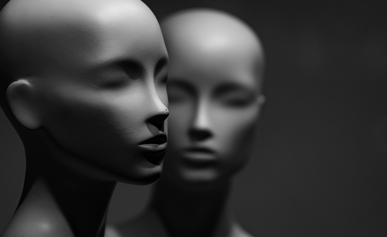 Closeup of mannequin head